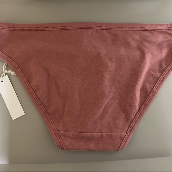 ARQ Underwear - Picture 3 of 4